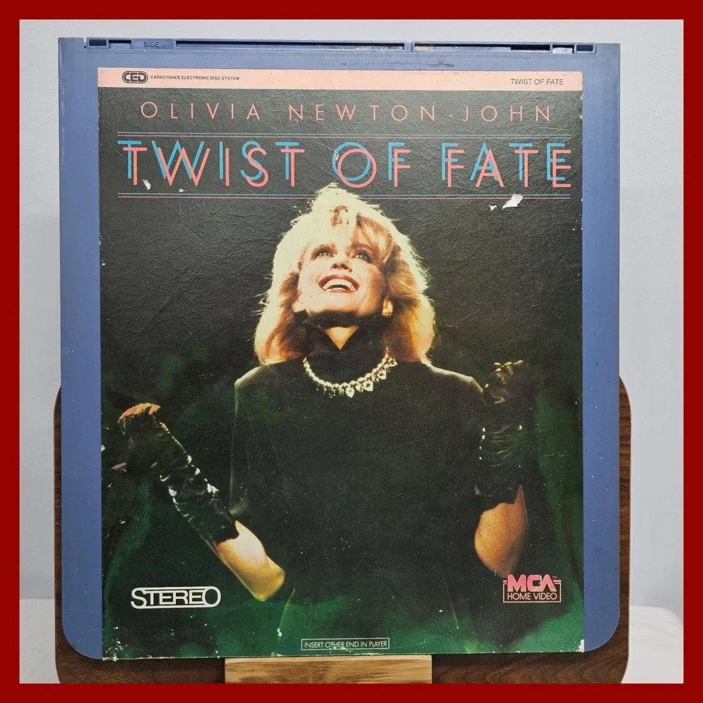 Olivia Newton-John Twist of Fate CED RCA SelectaVision Videodisc Player Movie - Picture 1 of 2